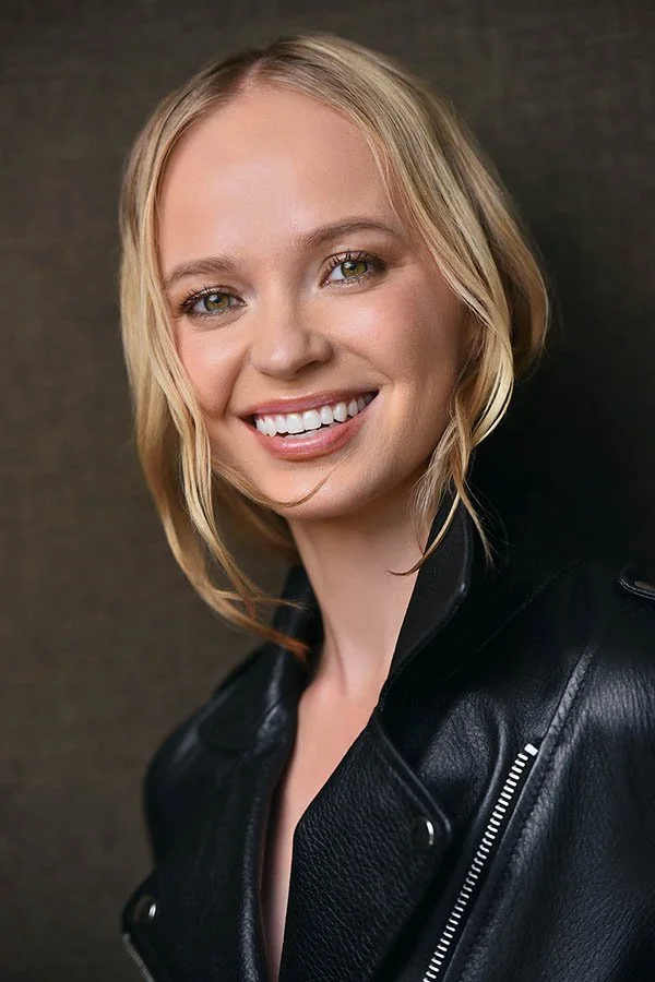 欧美伦理影片《巴黎之夜》